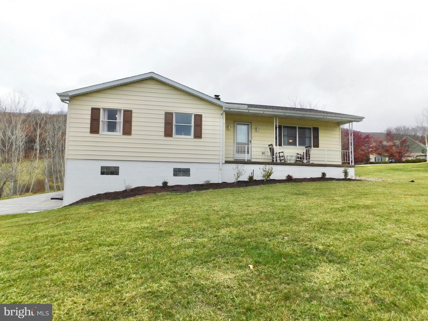 195 Swan Road photo 6