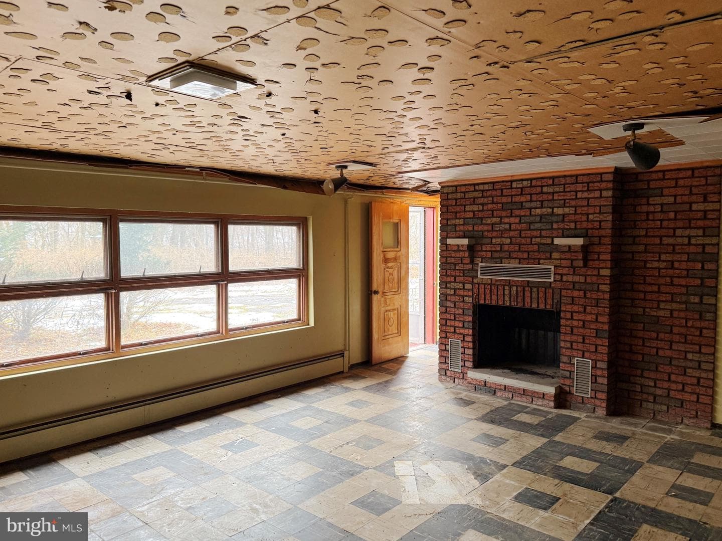 850 Jefferson Avenue photo 30