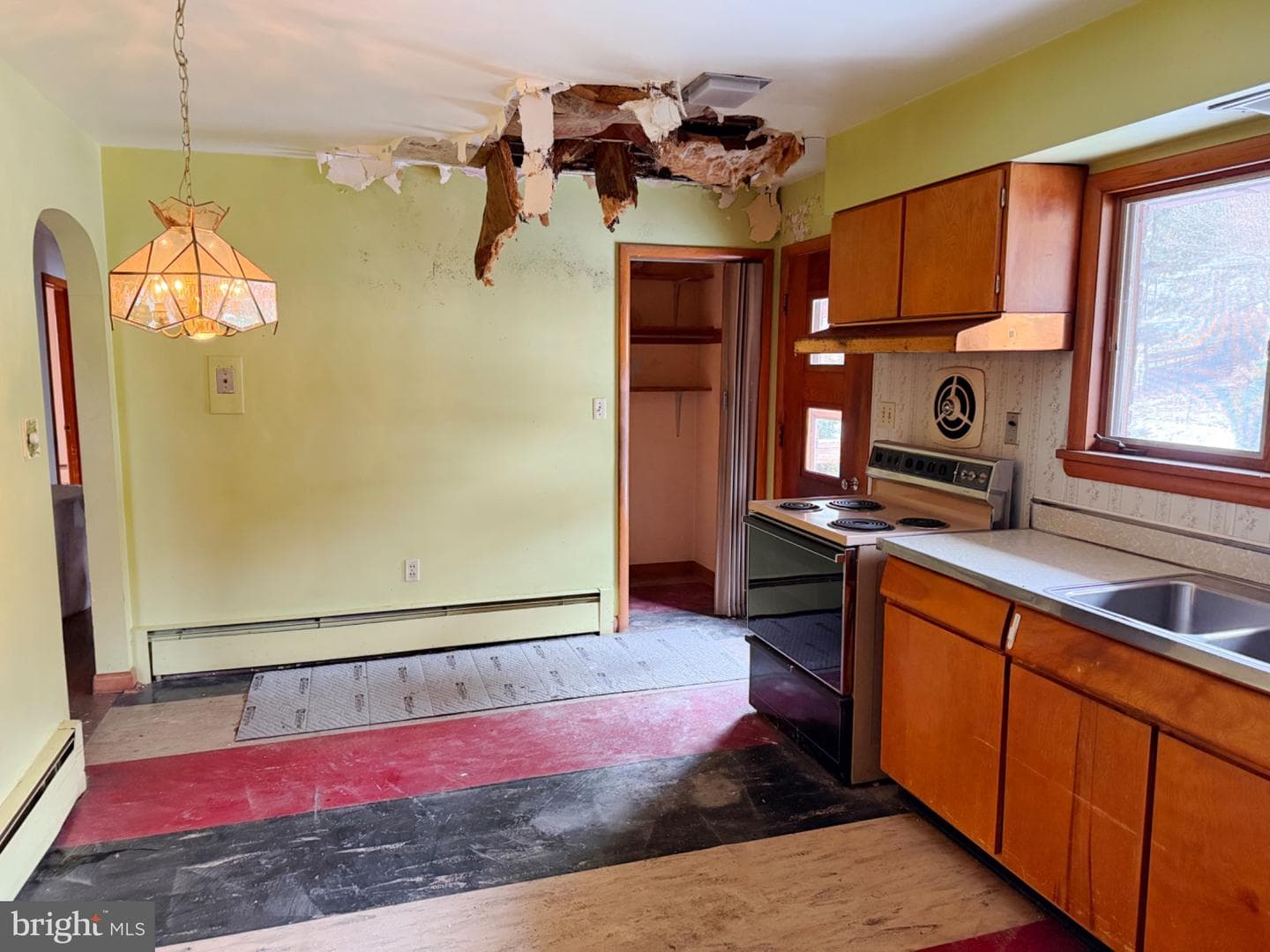 850 Jefferson Avenue photo 8