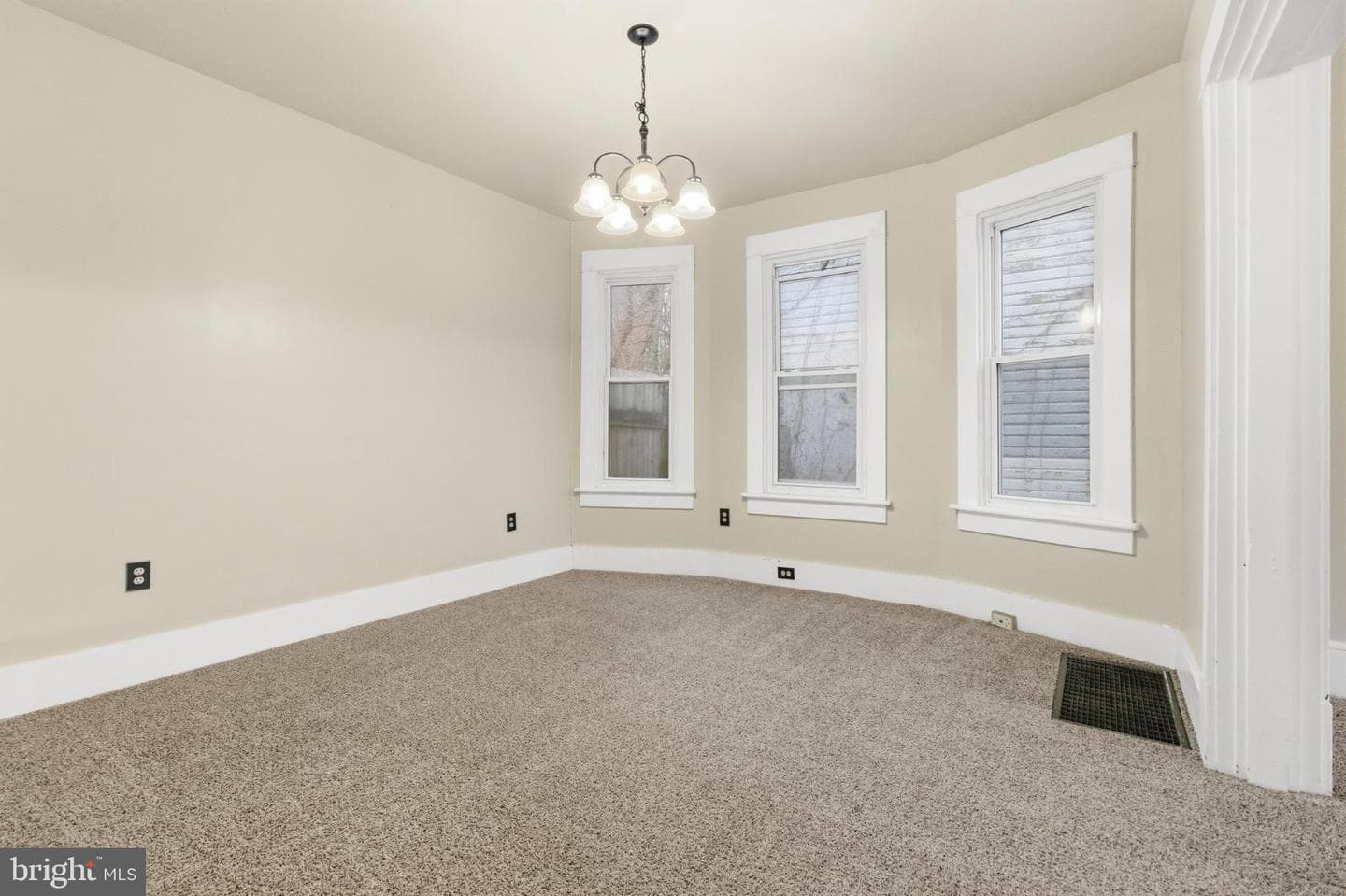 1904 4th Street photo 9