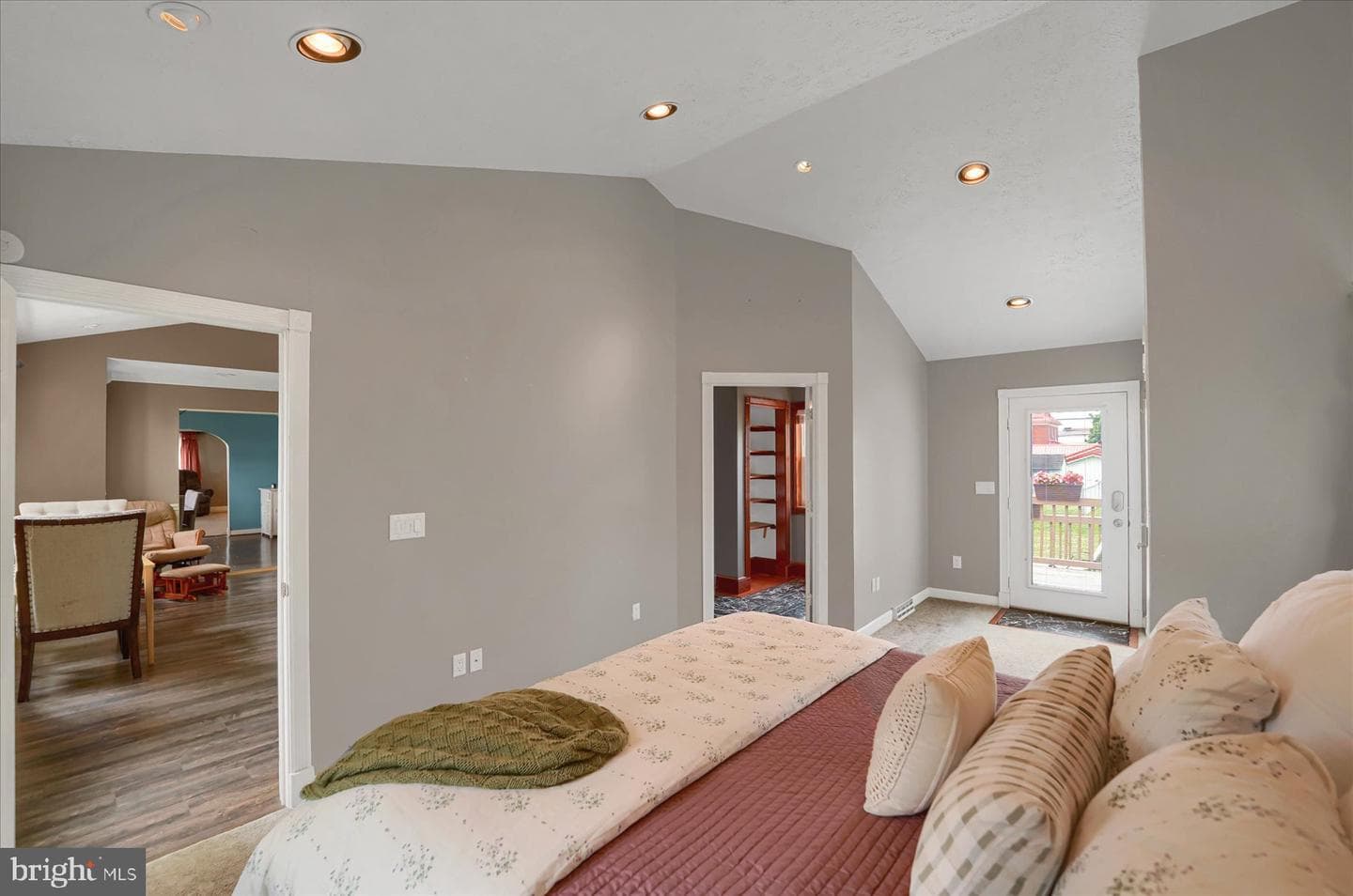 610 8th Street N photo 18