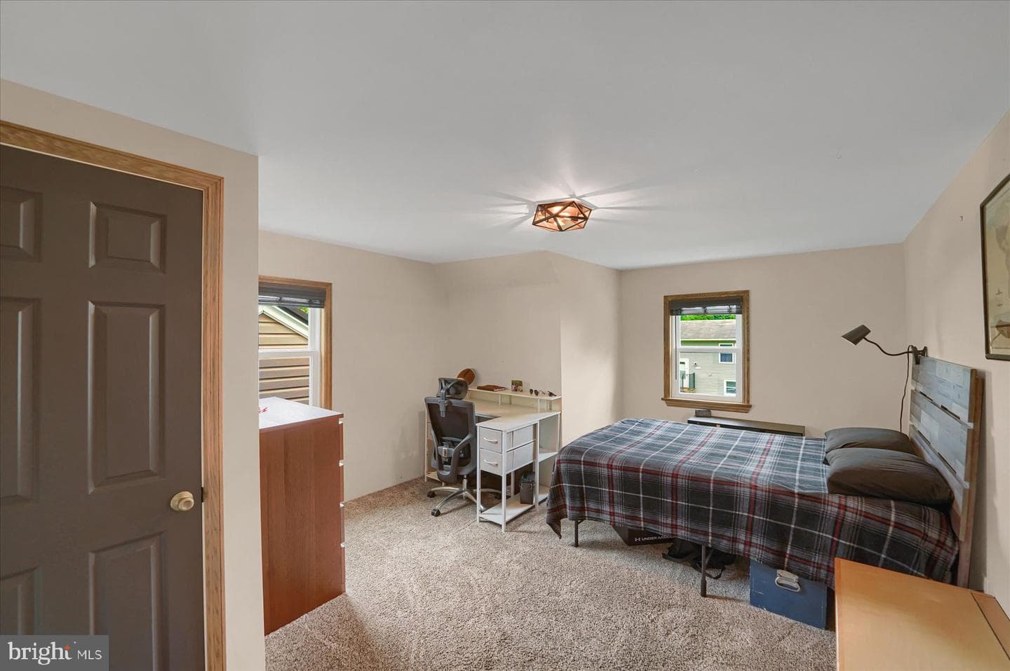 610 8th Street N photo 20