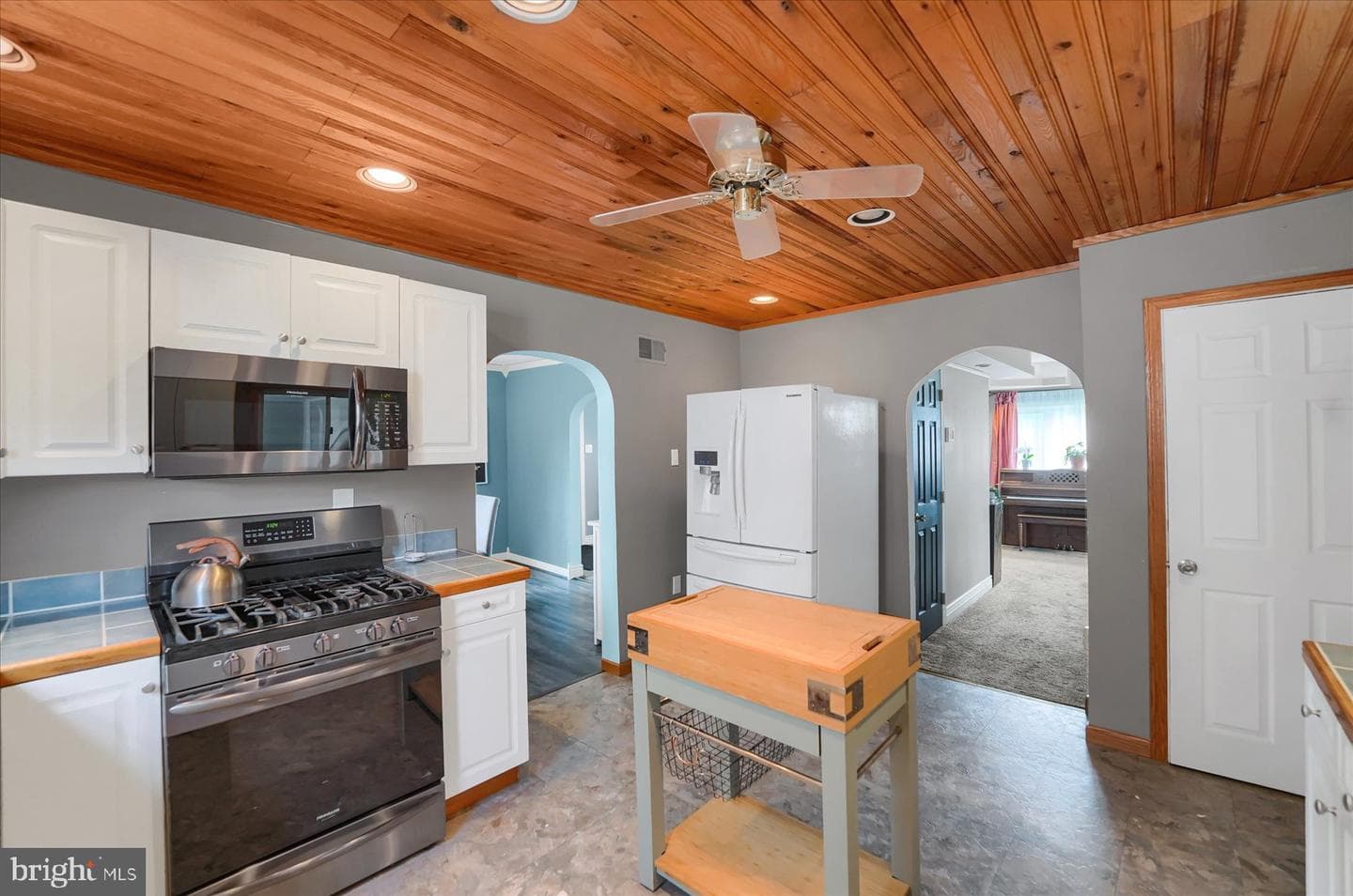 610 8th Street N photo 6