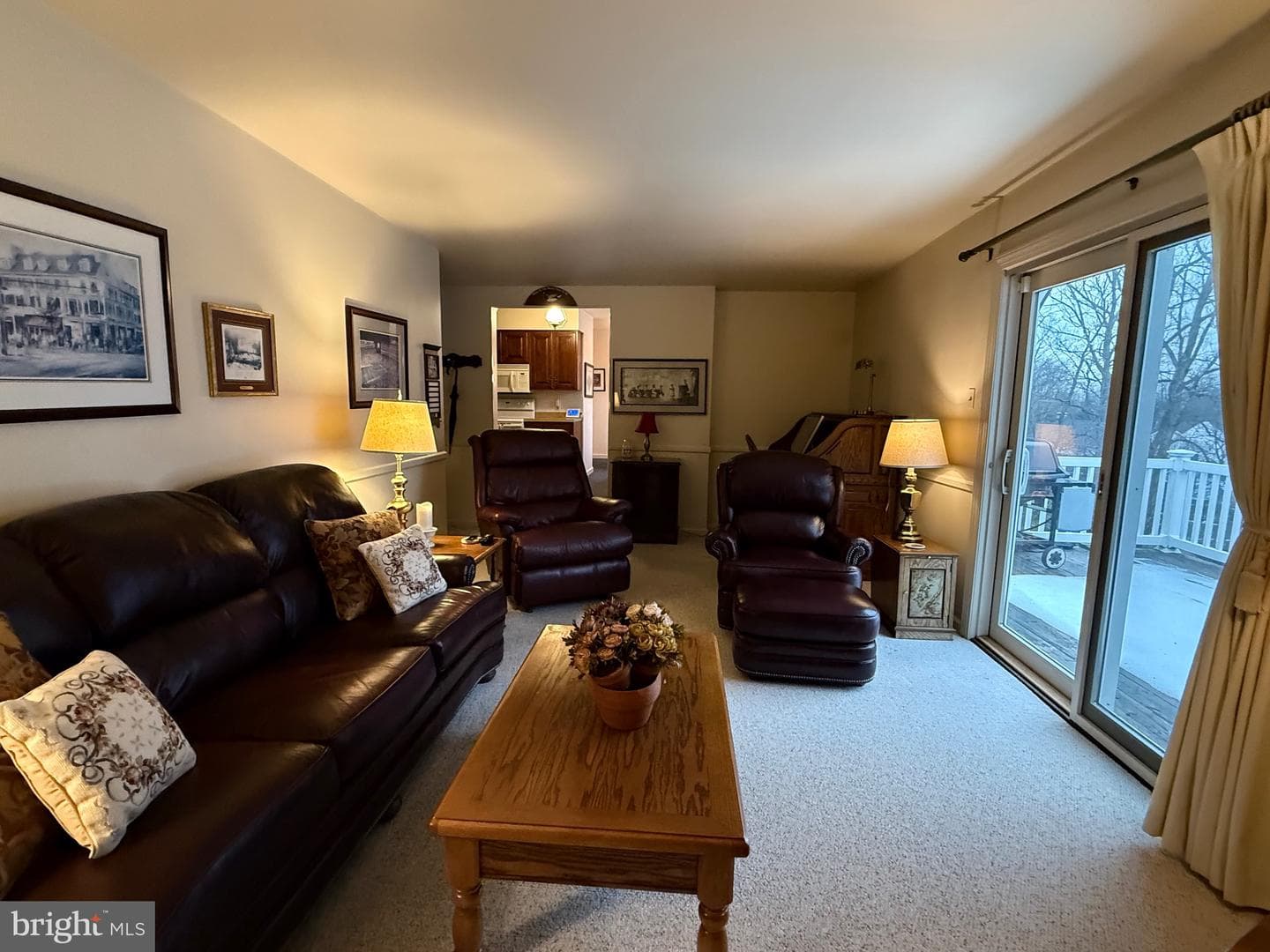 411 Ridge Avenue photo 16