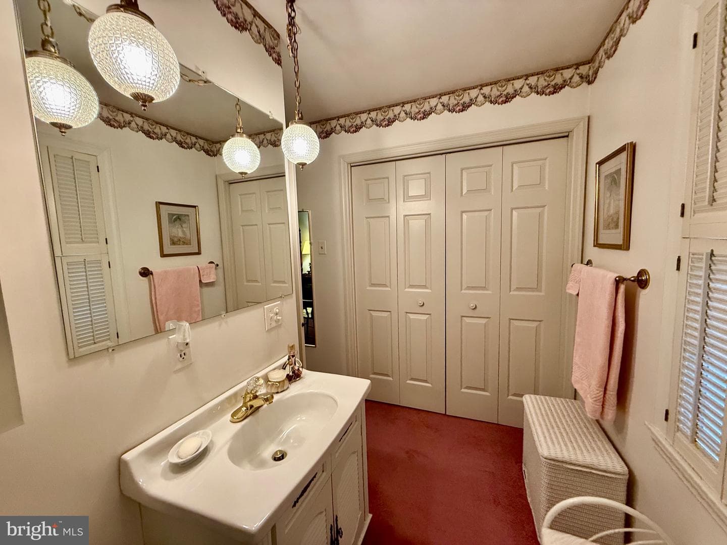 411 Ridge Avenue photo 22