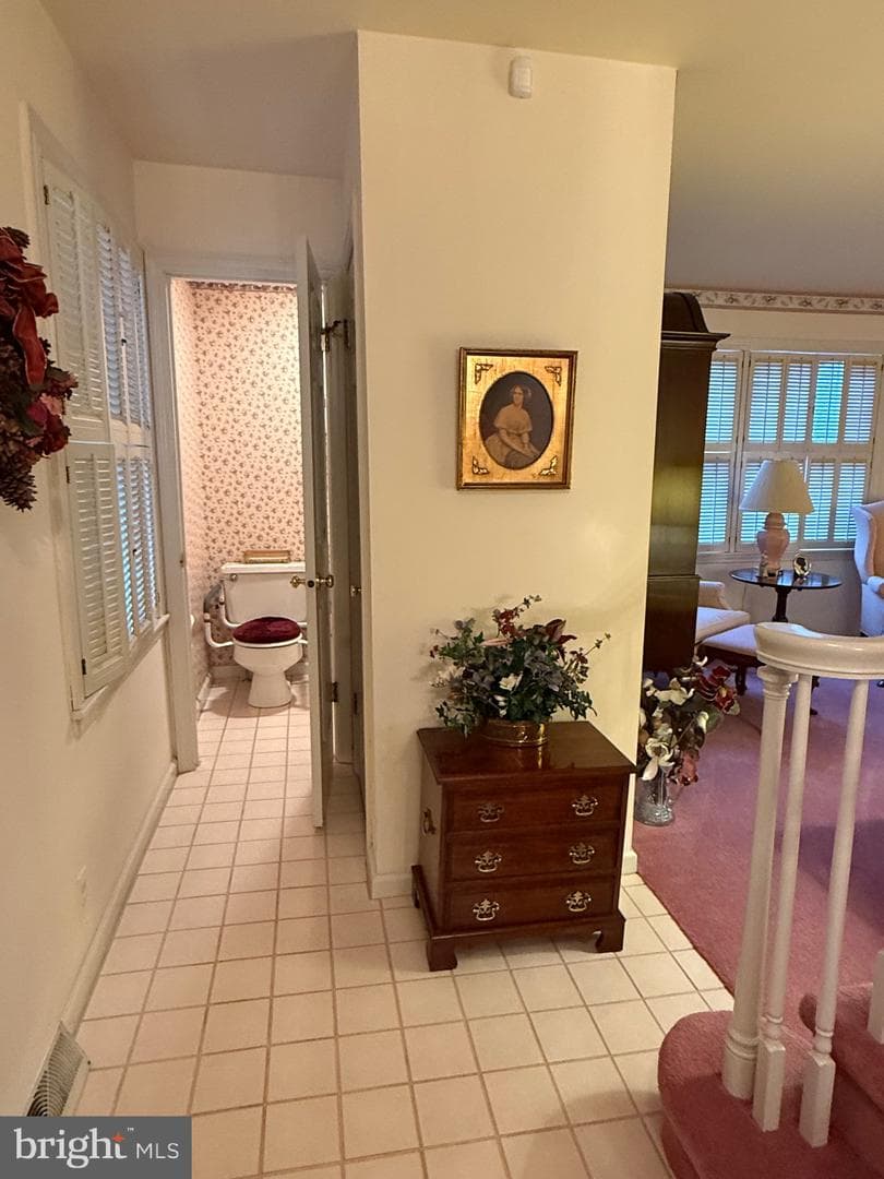 411 Ridge Avenue photo 3