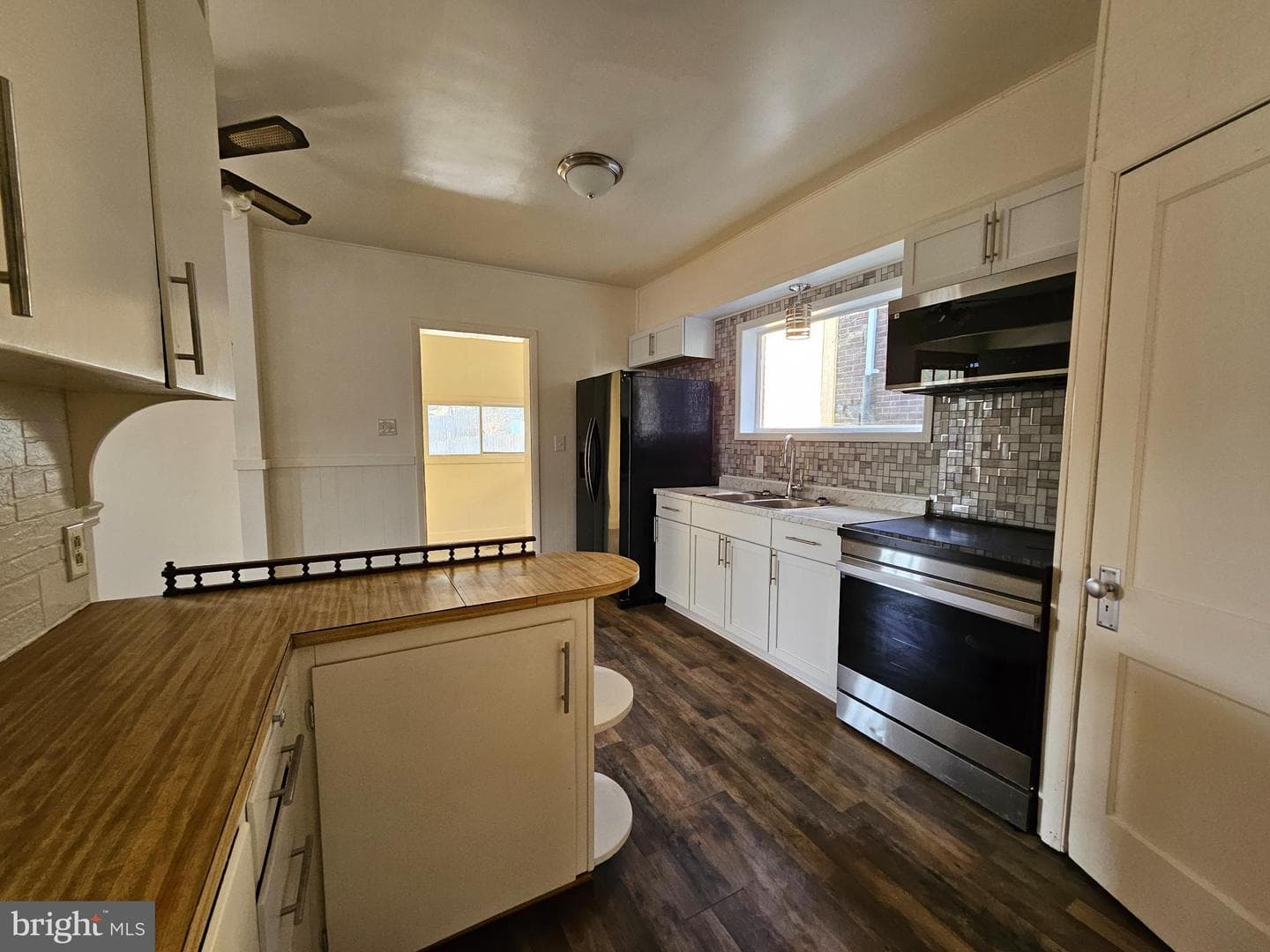 308 Cherry Avenue photo 6