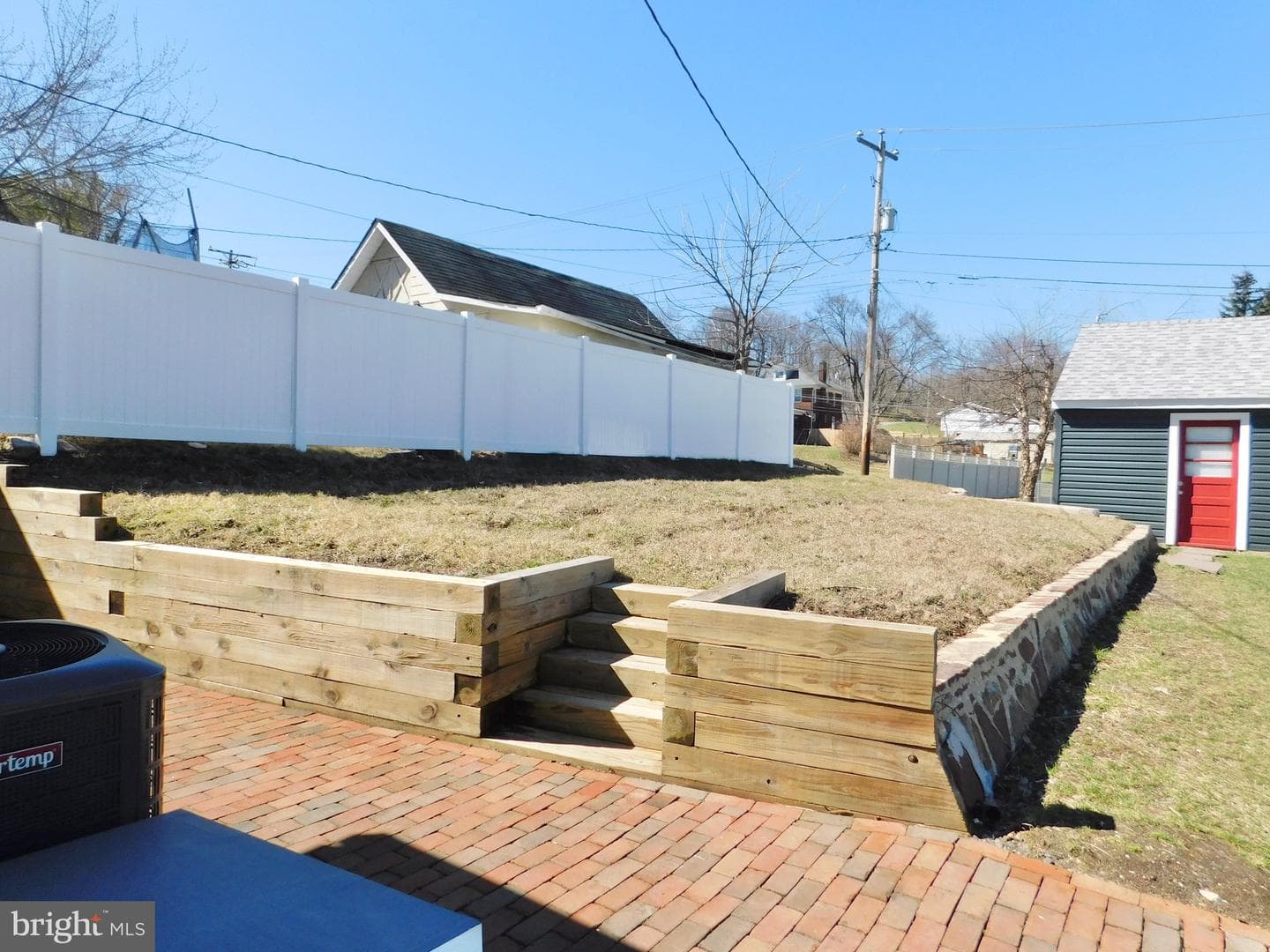 4112-4114 Beale Avenue photo 33