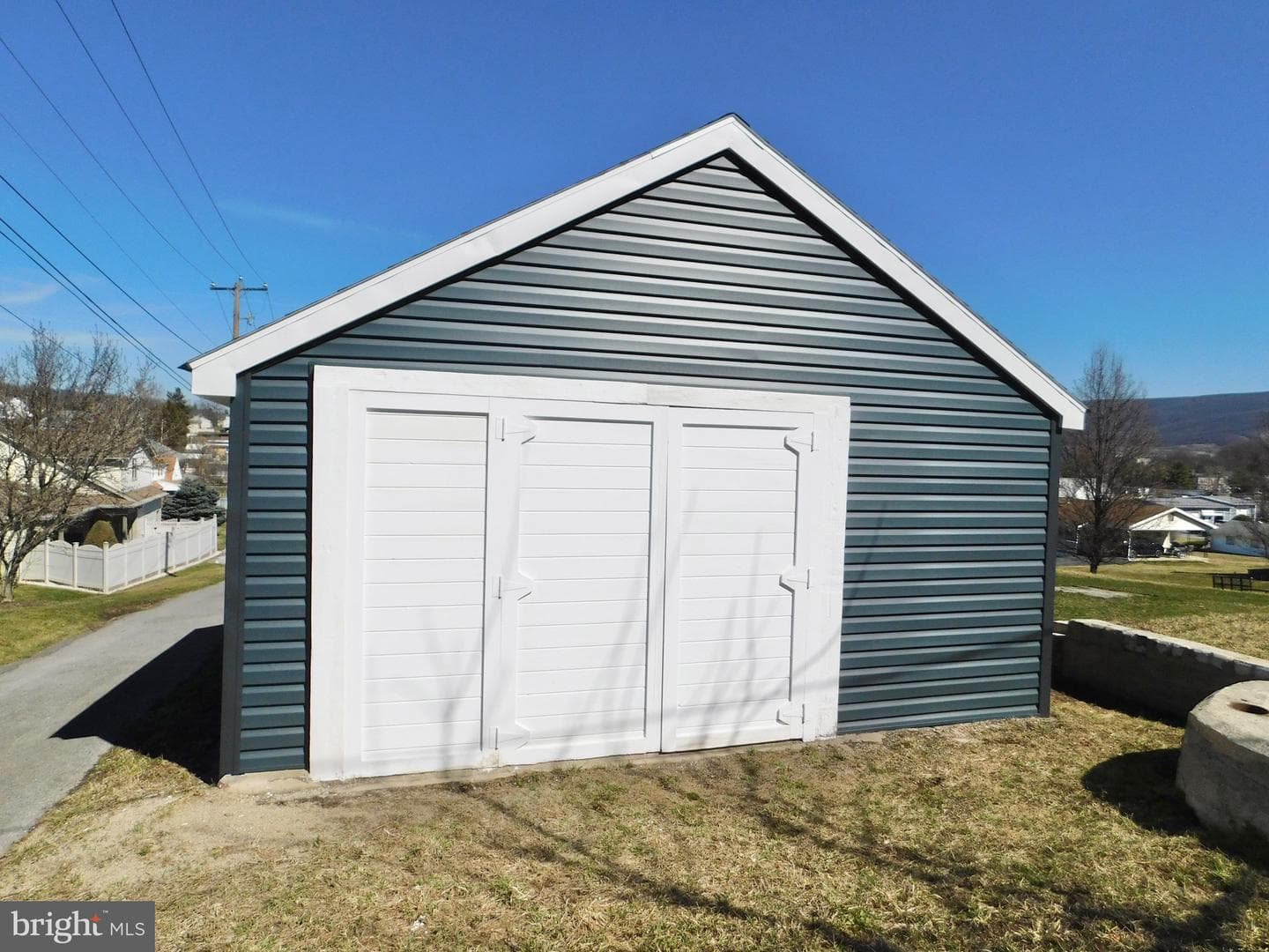 4112-4114 Beale Avenue photo 39