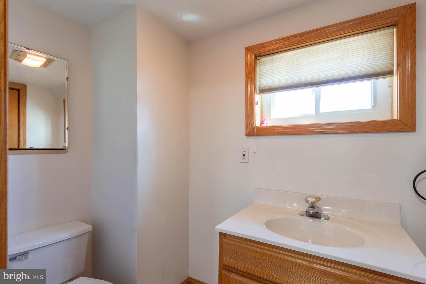 1818 Bell Avenue photo 22