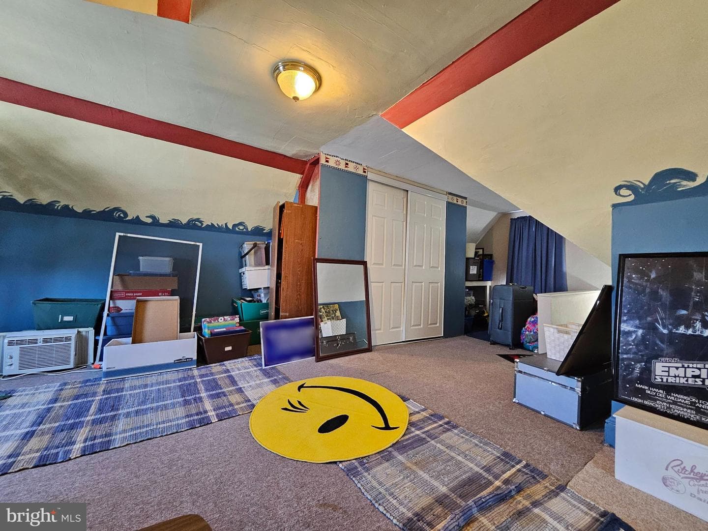 211 Logan Boulevard photo 23