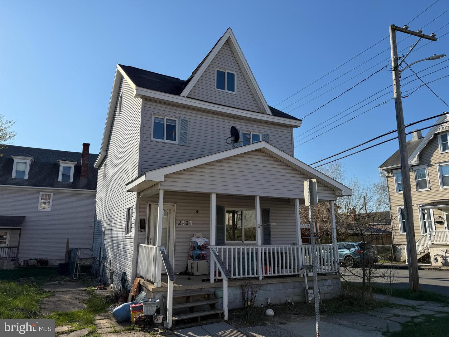 2323 W Chestnut Ave photo 2