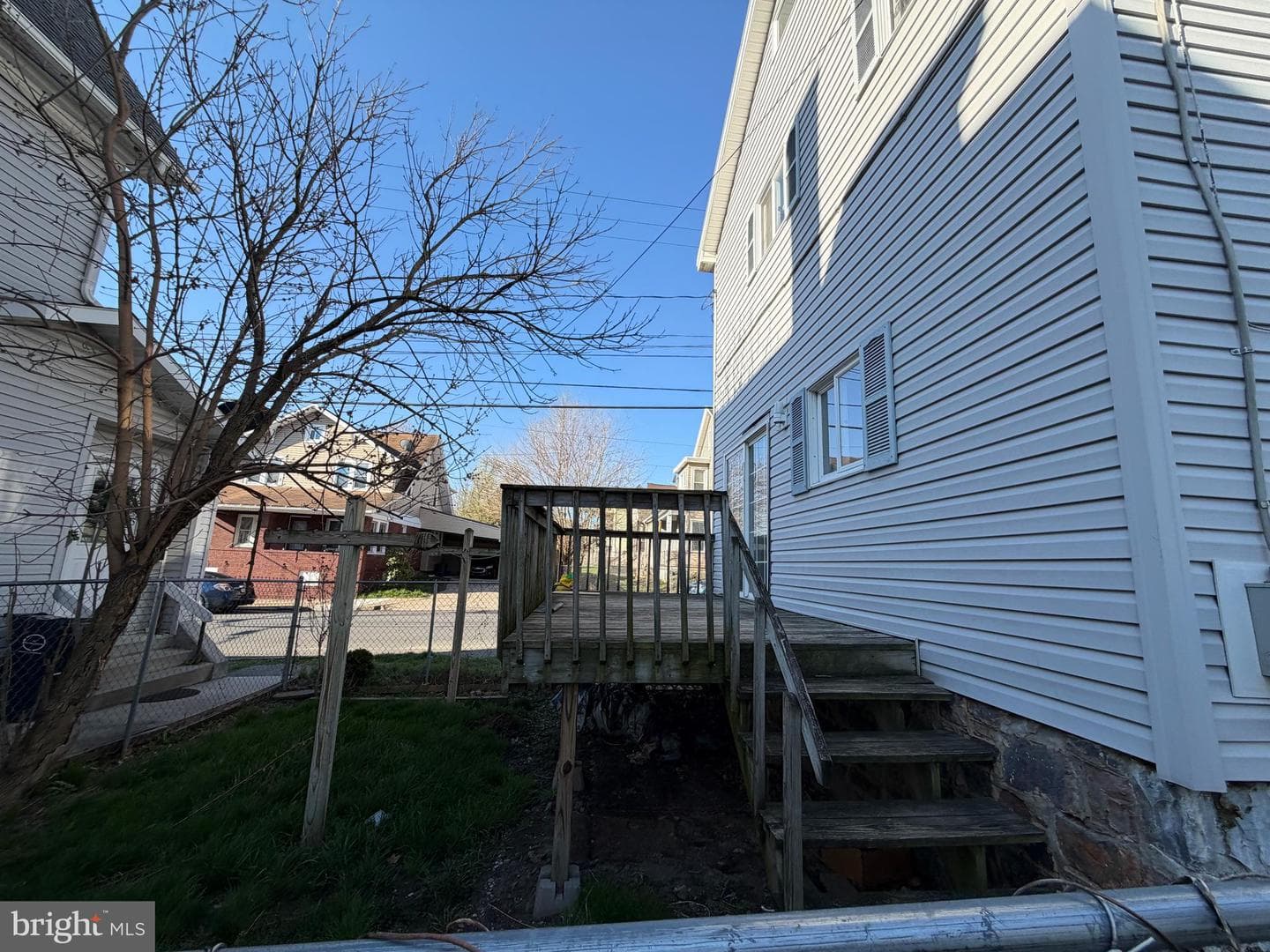 2323 W Chestnut Ave photo 9