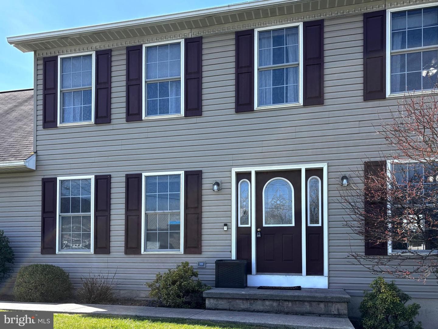 1500 Tyler Avenue photo 2