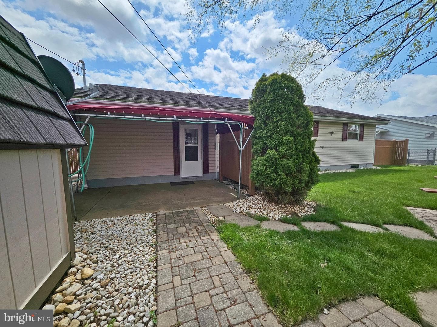 116 Cherry Avenue photo 10
