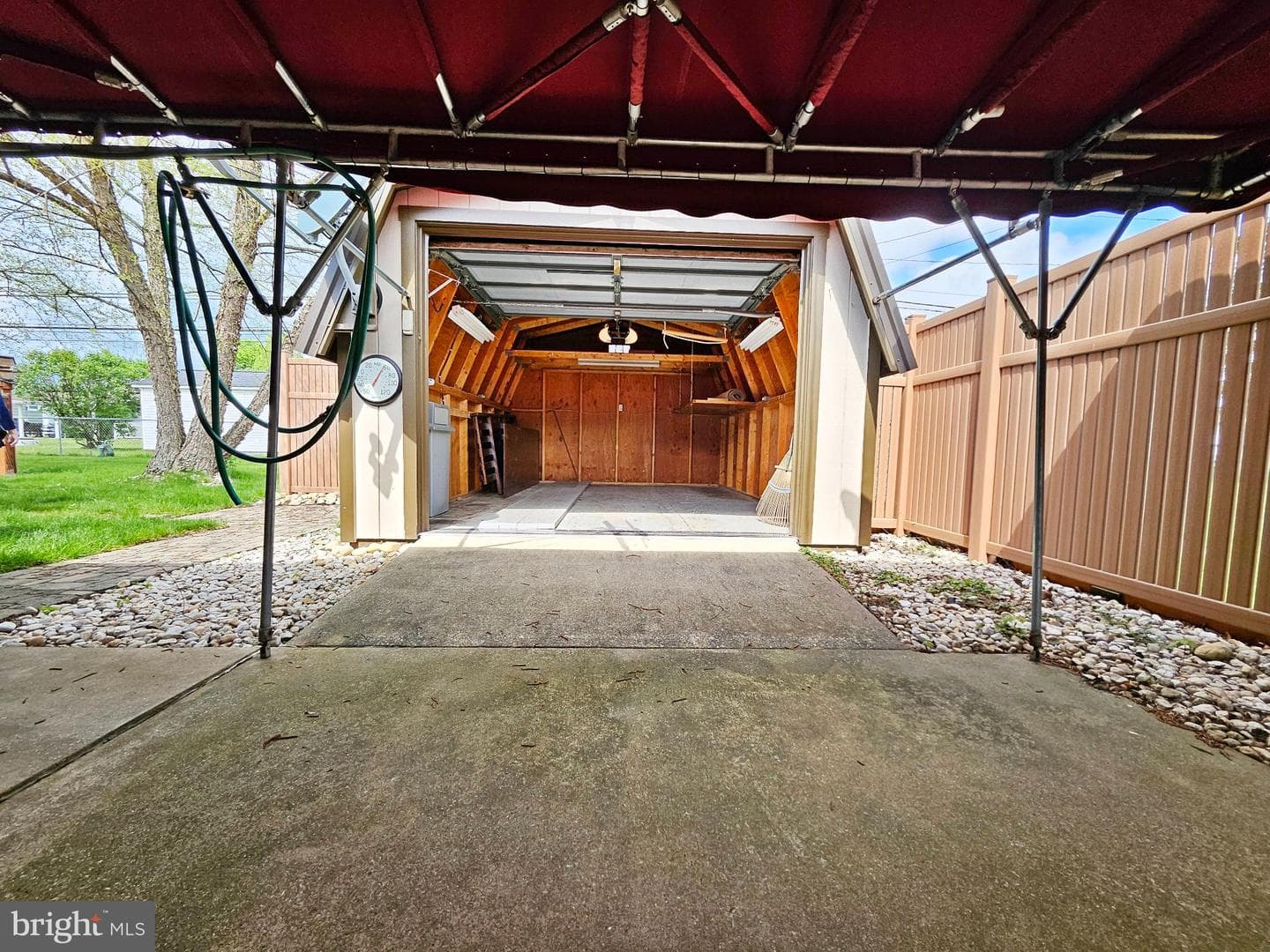 116 Cherry Avenue photo 11