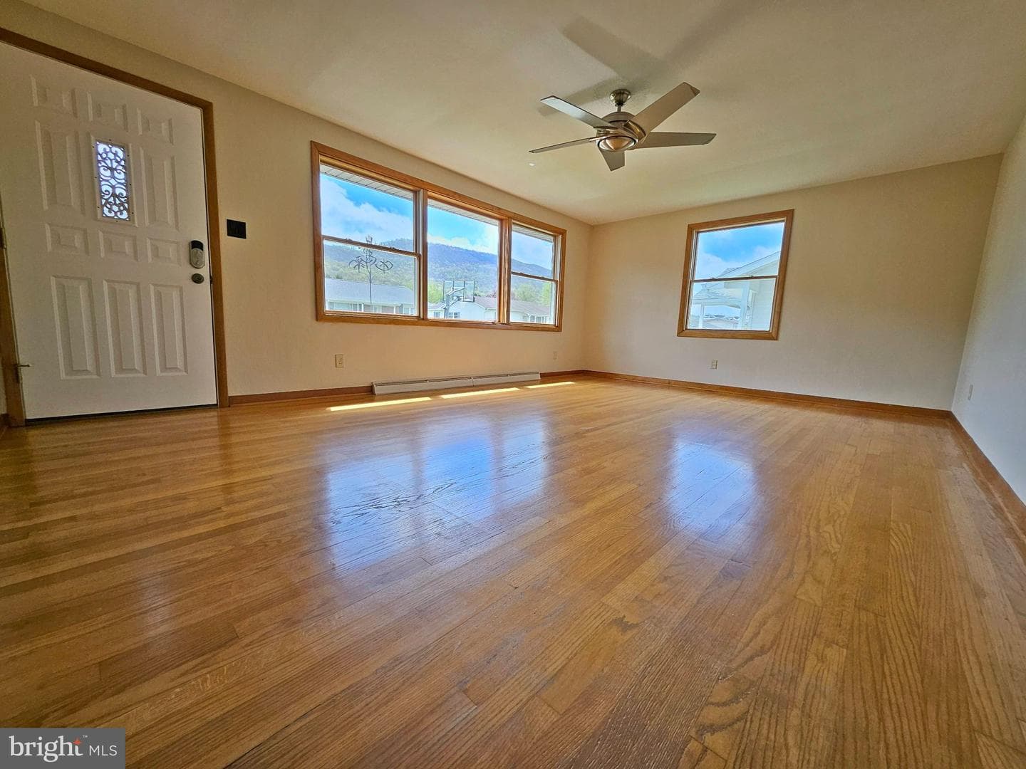 116 Cherry Avenue photo 14