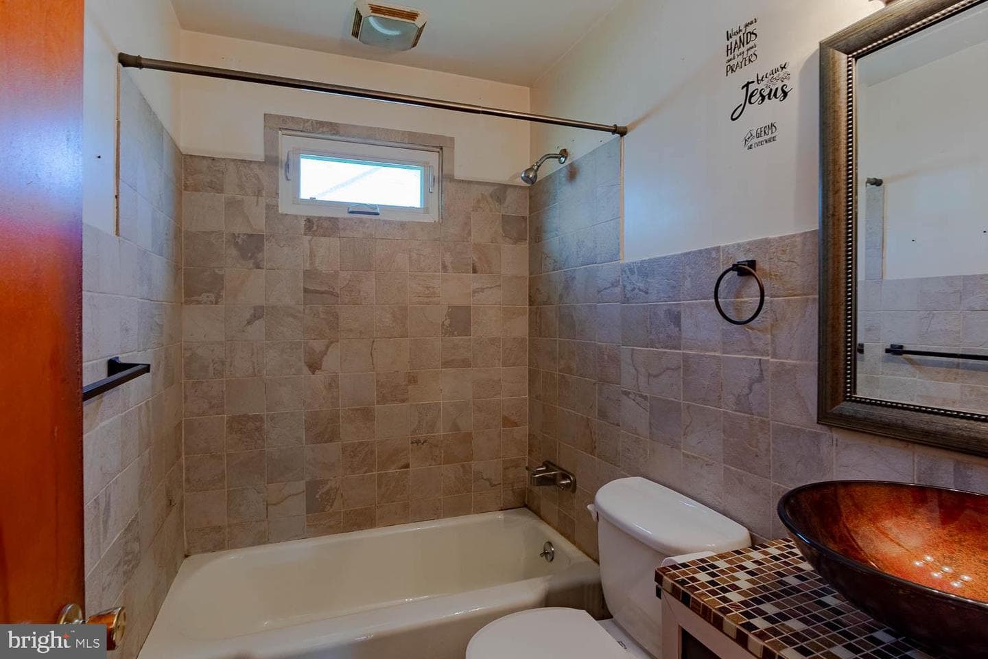 504 E Walton Avenue photo 2