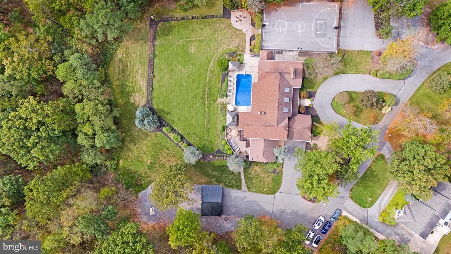 1554 7th Street W photo 3