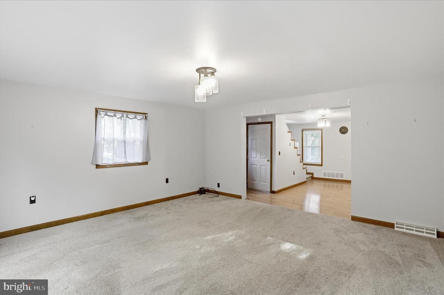 615 Jade Avenue photo 19