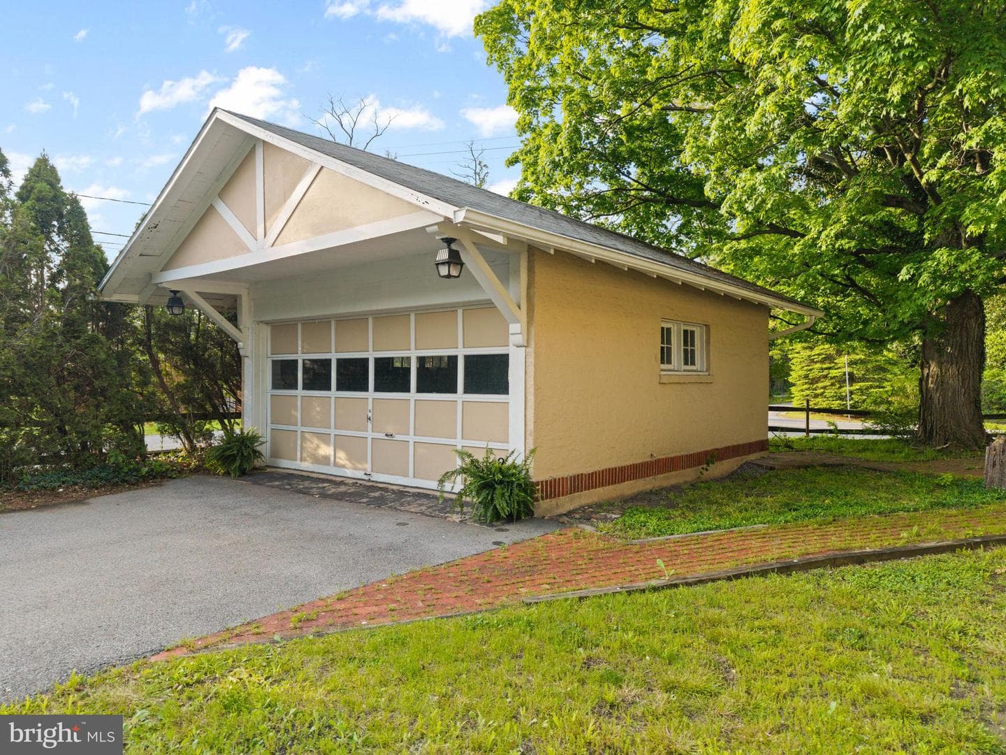 3409 Oak Lane photo 8