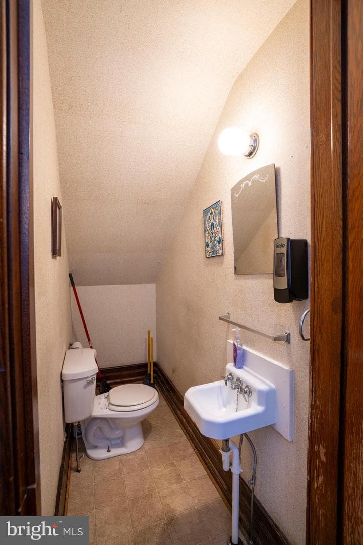 501 Walnut Street photo 14