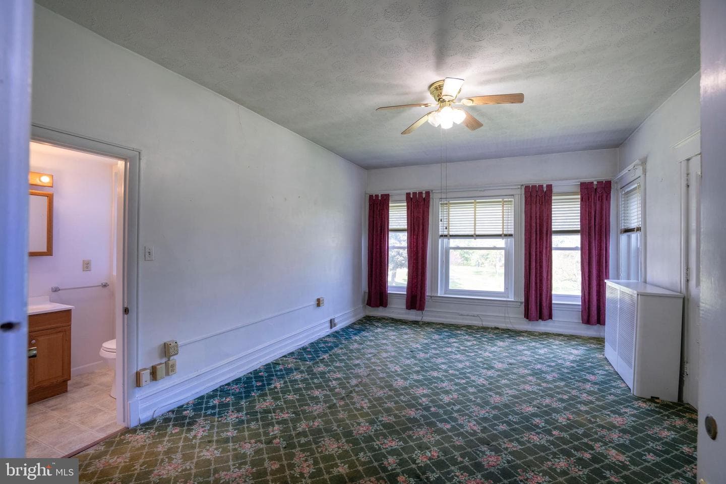 501 Walnut Street photo 43