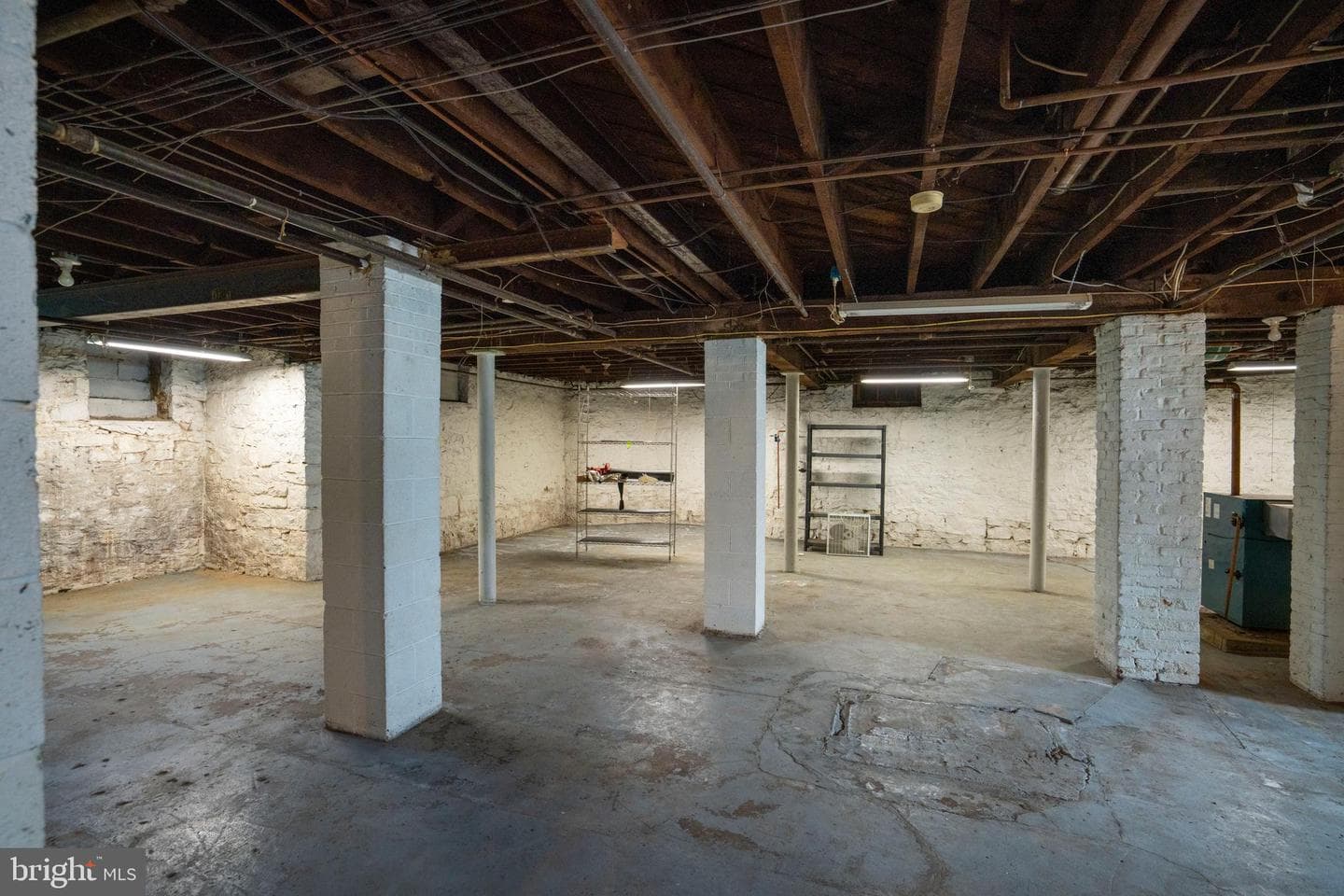 501 Walnut Street photo 72