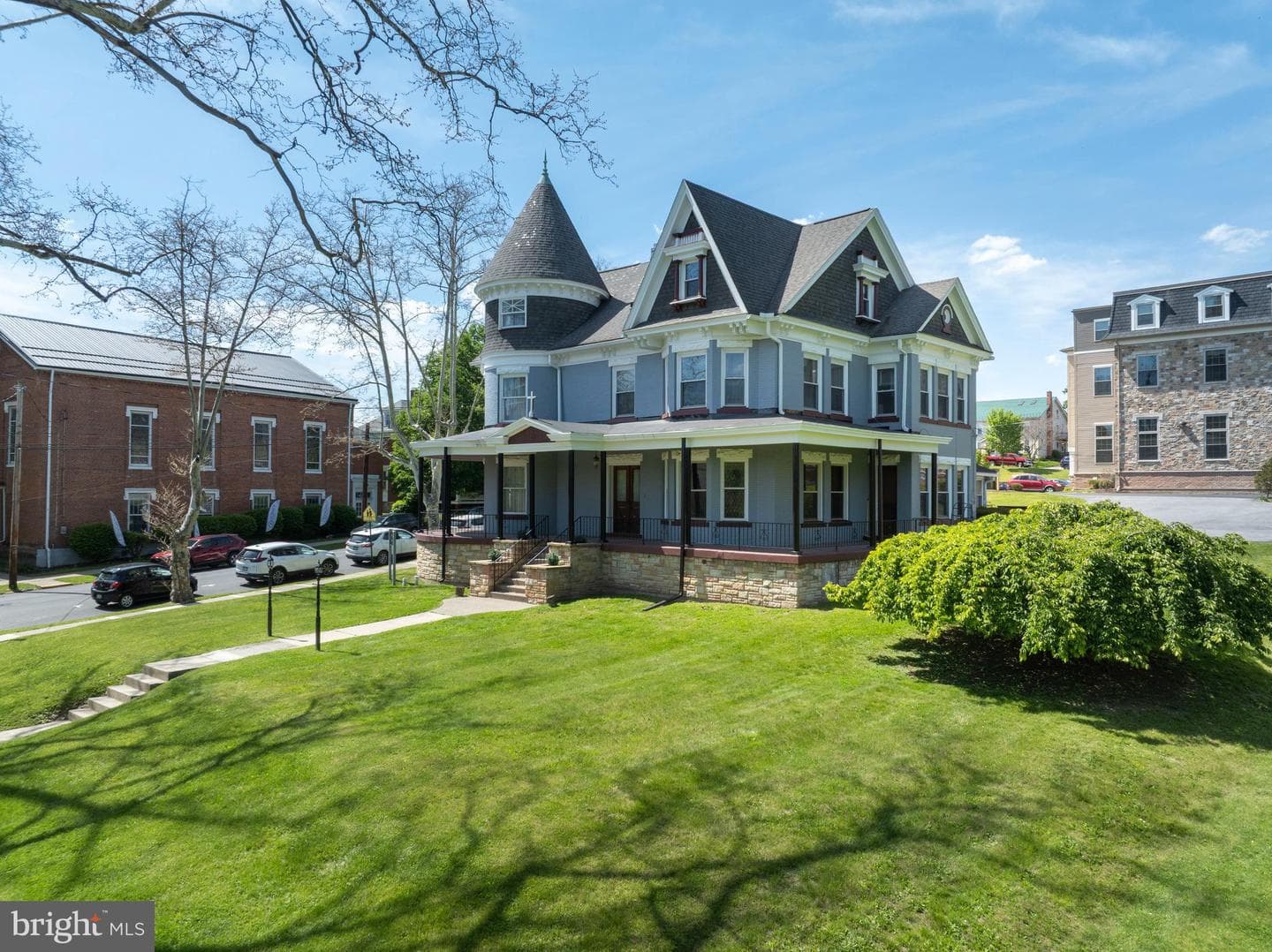 501 Walnut Street photo 88