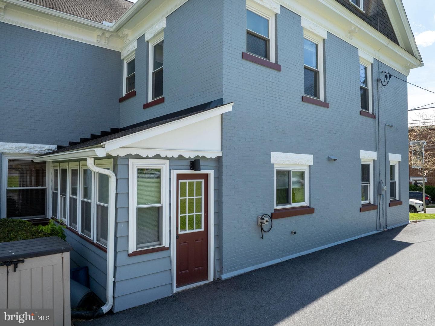 501 Walnut Street photo 91