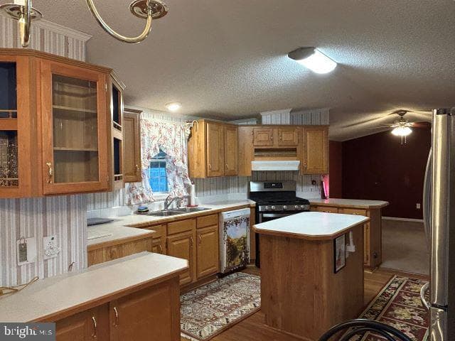 724 Maplewood Drive photo 5