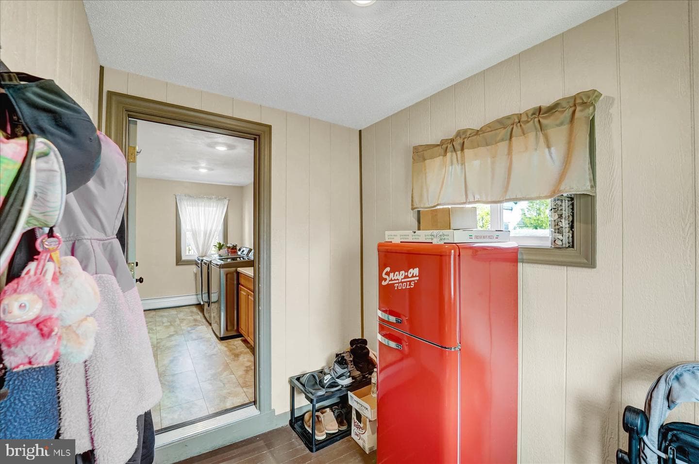 481 Park Ave photo 12