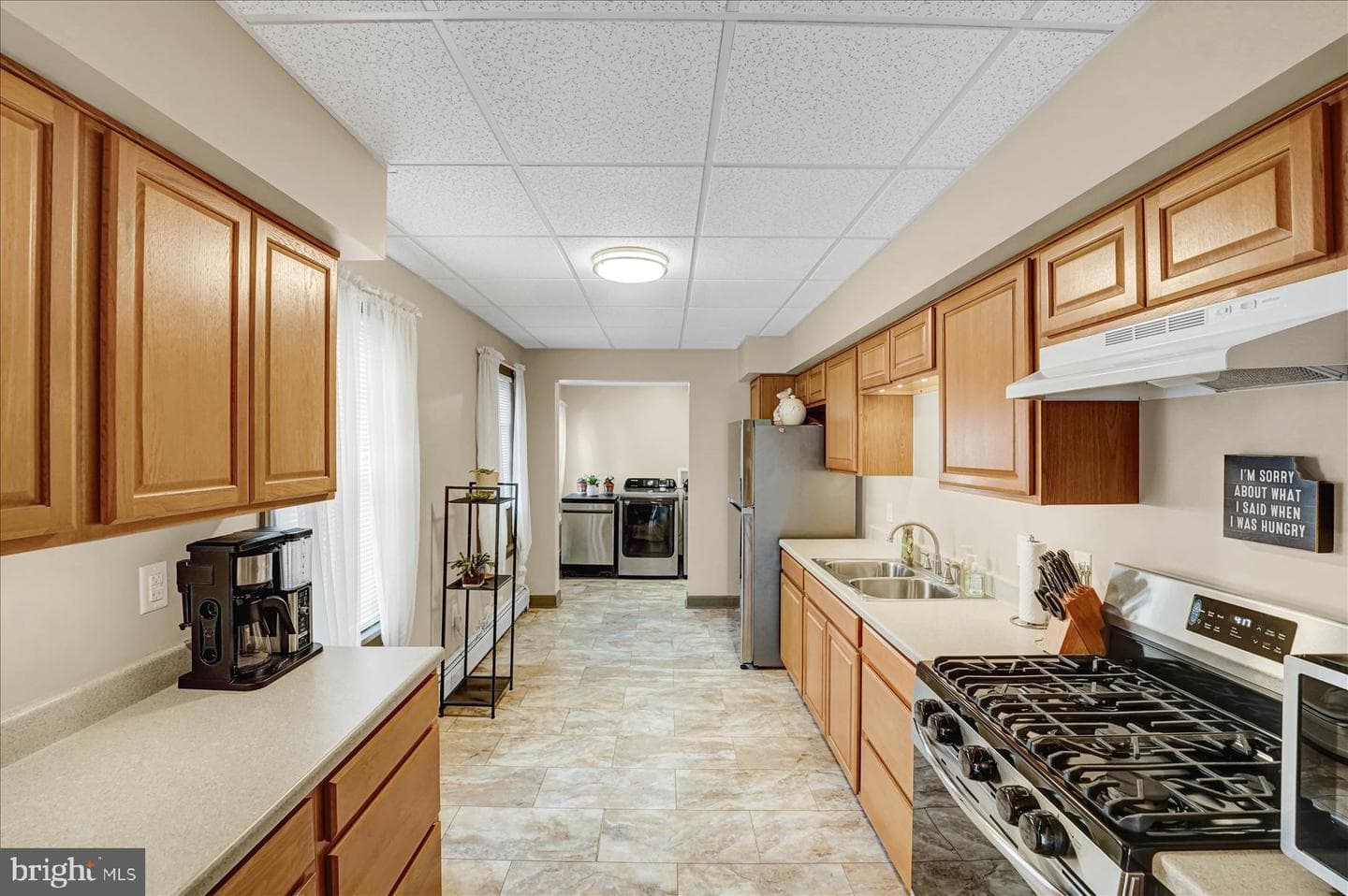 481 Park Ave photo 14