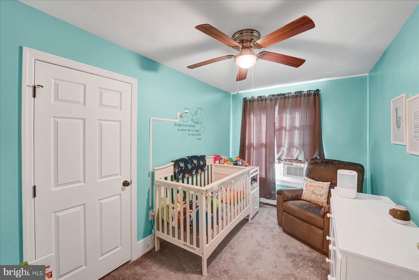 481 Park Ave photo 16