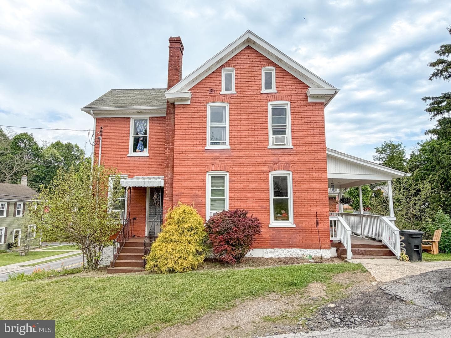729 Bloomfield Street, Roaring Spring