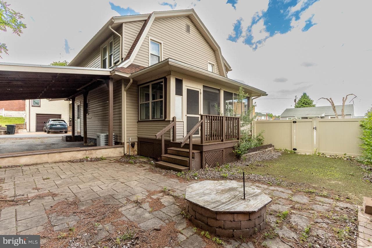 2609 9th Street photo 27