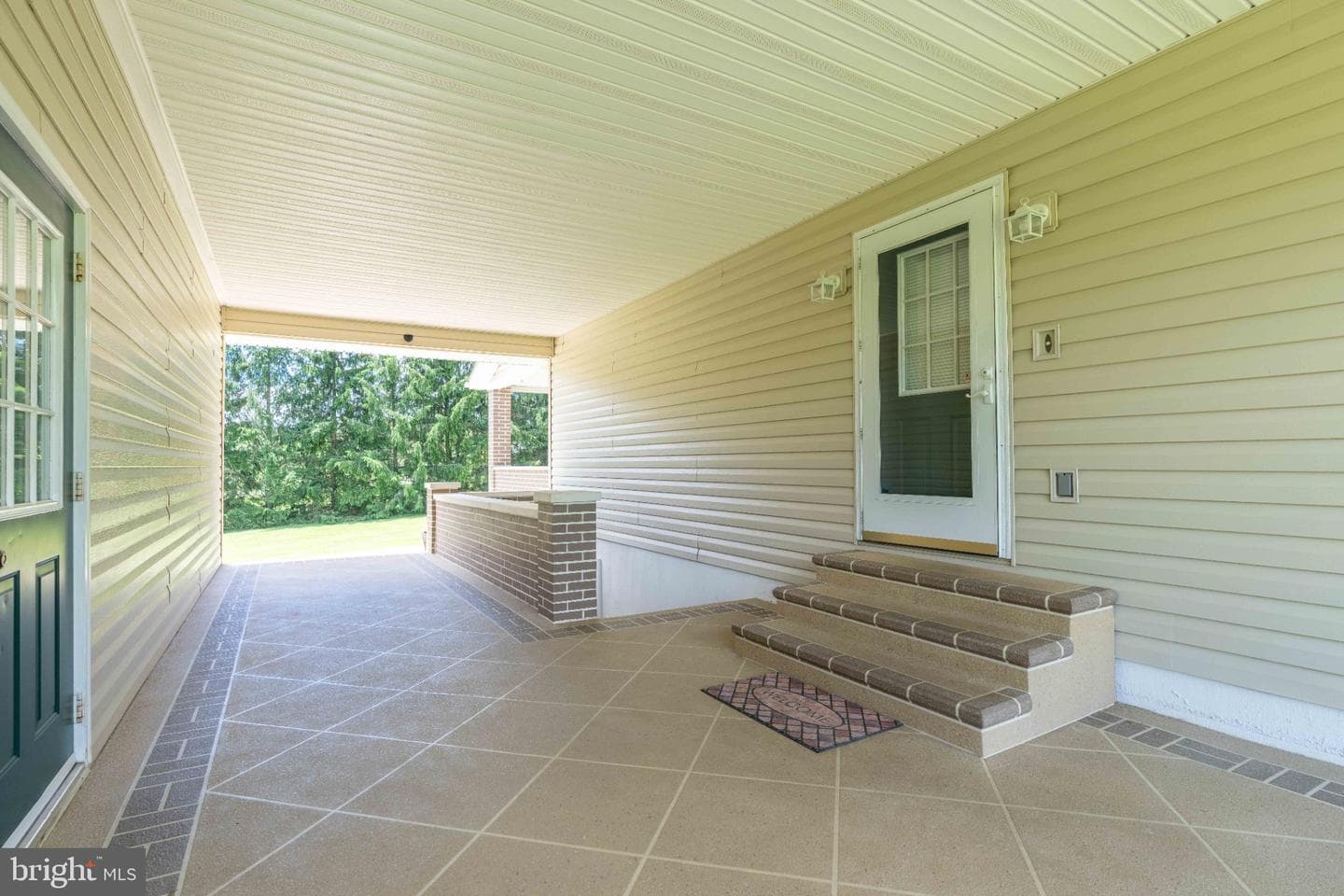 108 Susan Avenue photo 14