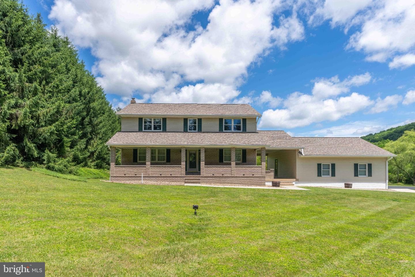 108 Susan Avenue, Hollidaysburg