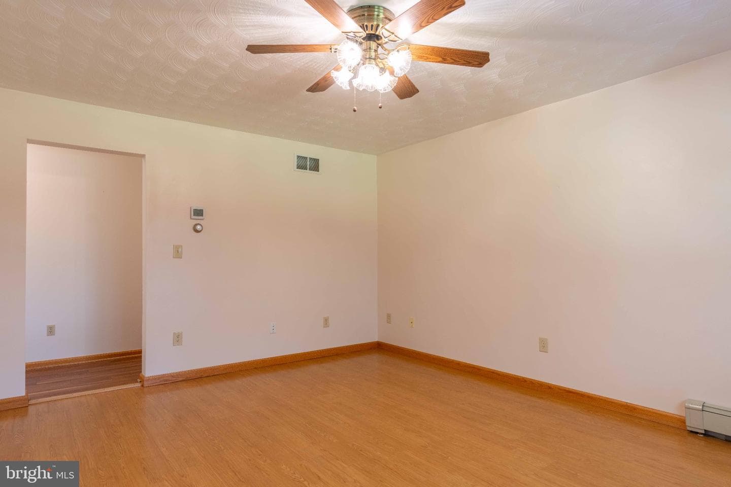 108 Susan Avenue photo 22
