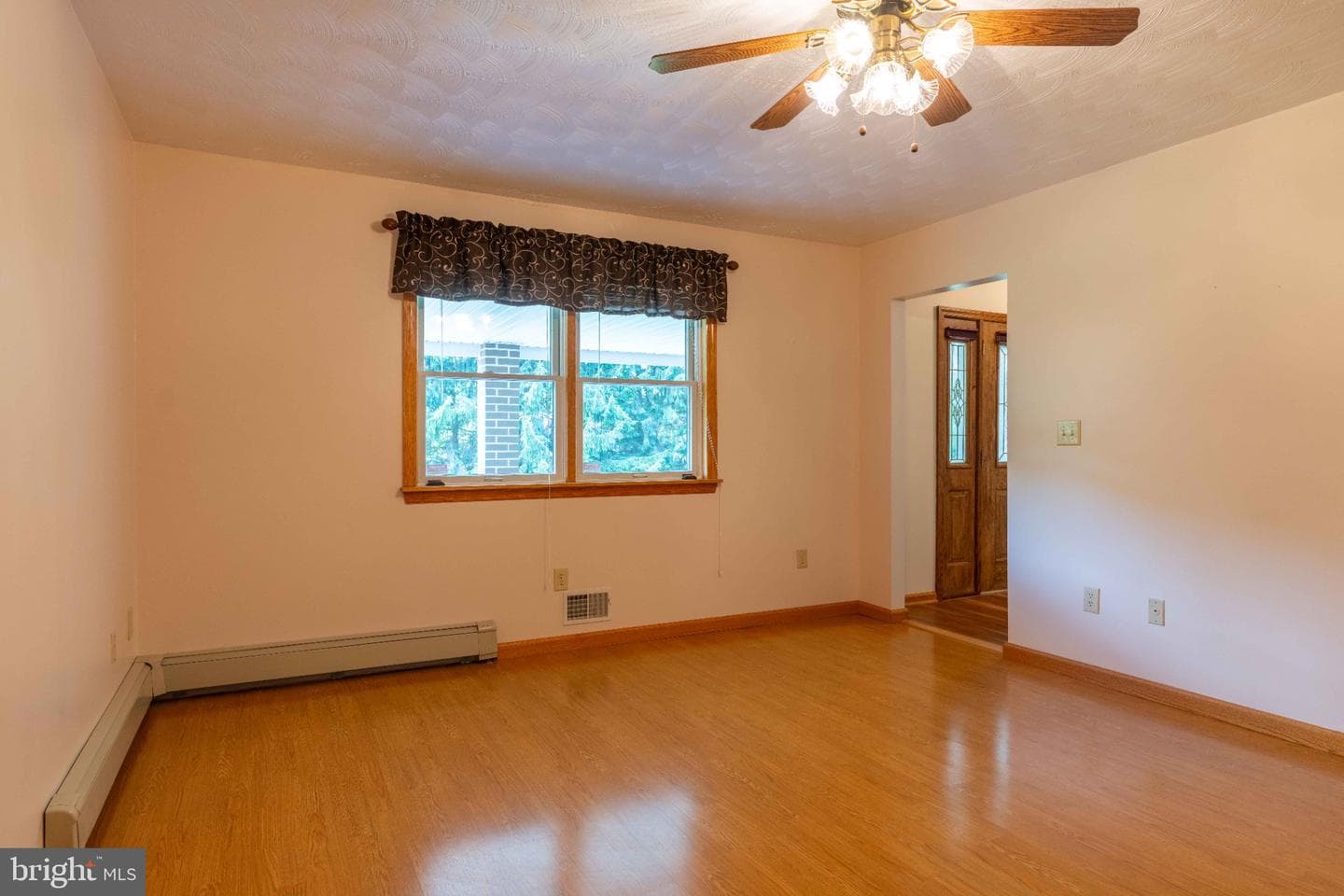 108 Susan Avenue photo 23