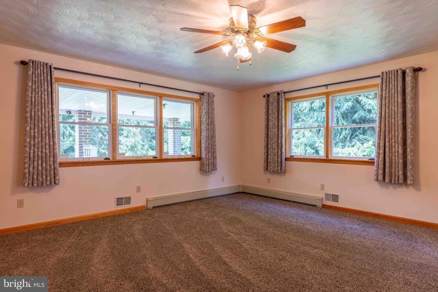 108 Susan Avenue photo 26