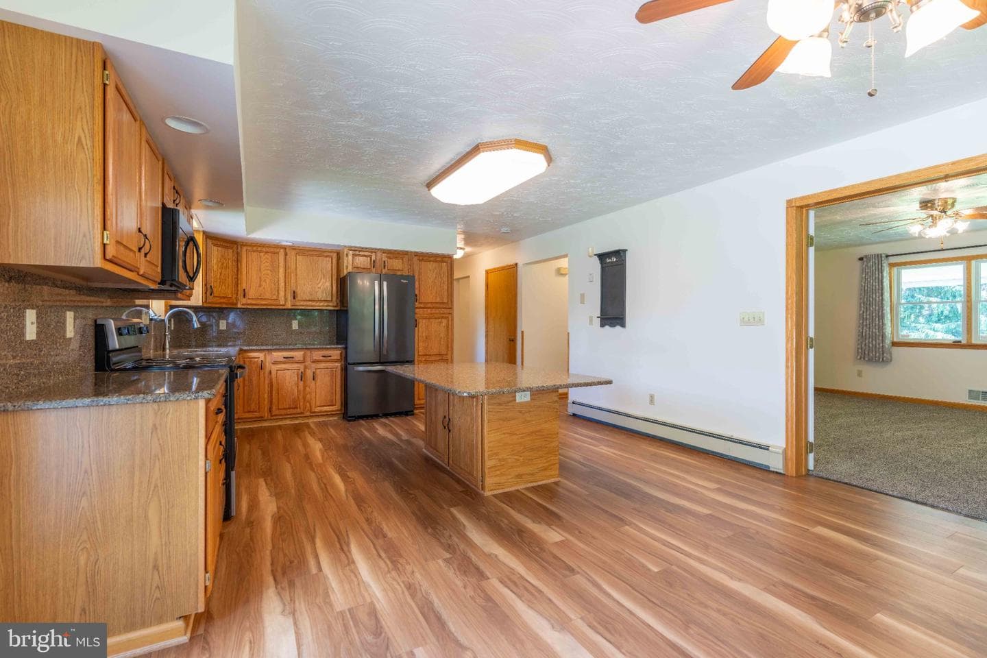 108 Susan Avenue photo 35