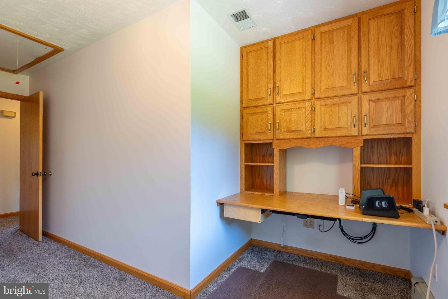 108 Susan Avenue photo 46