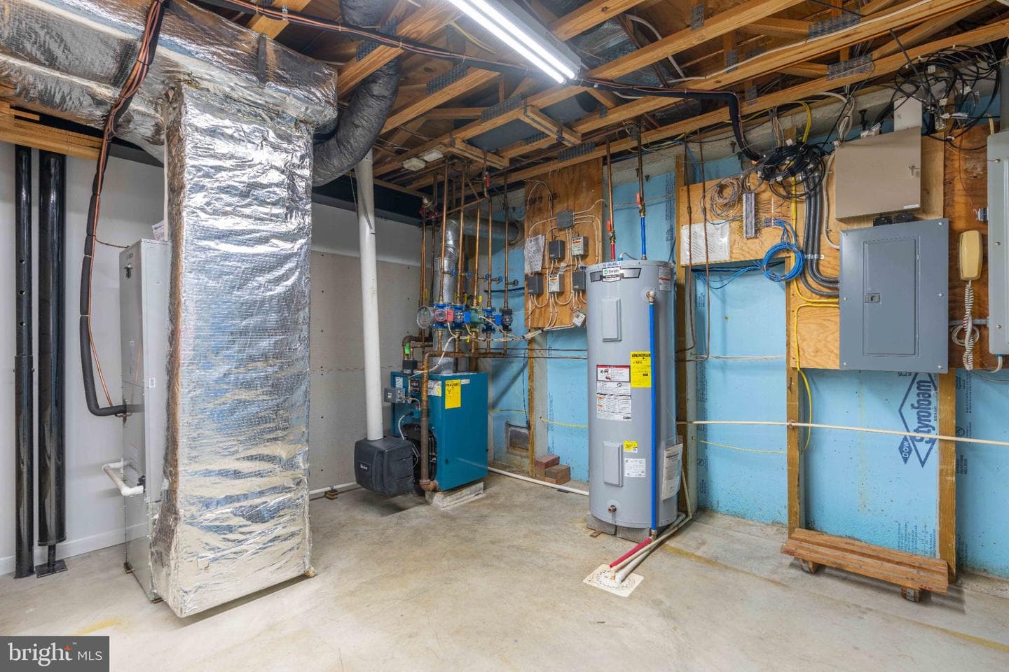 108 Susan Avenue photo 61