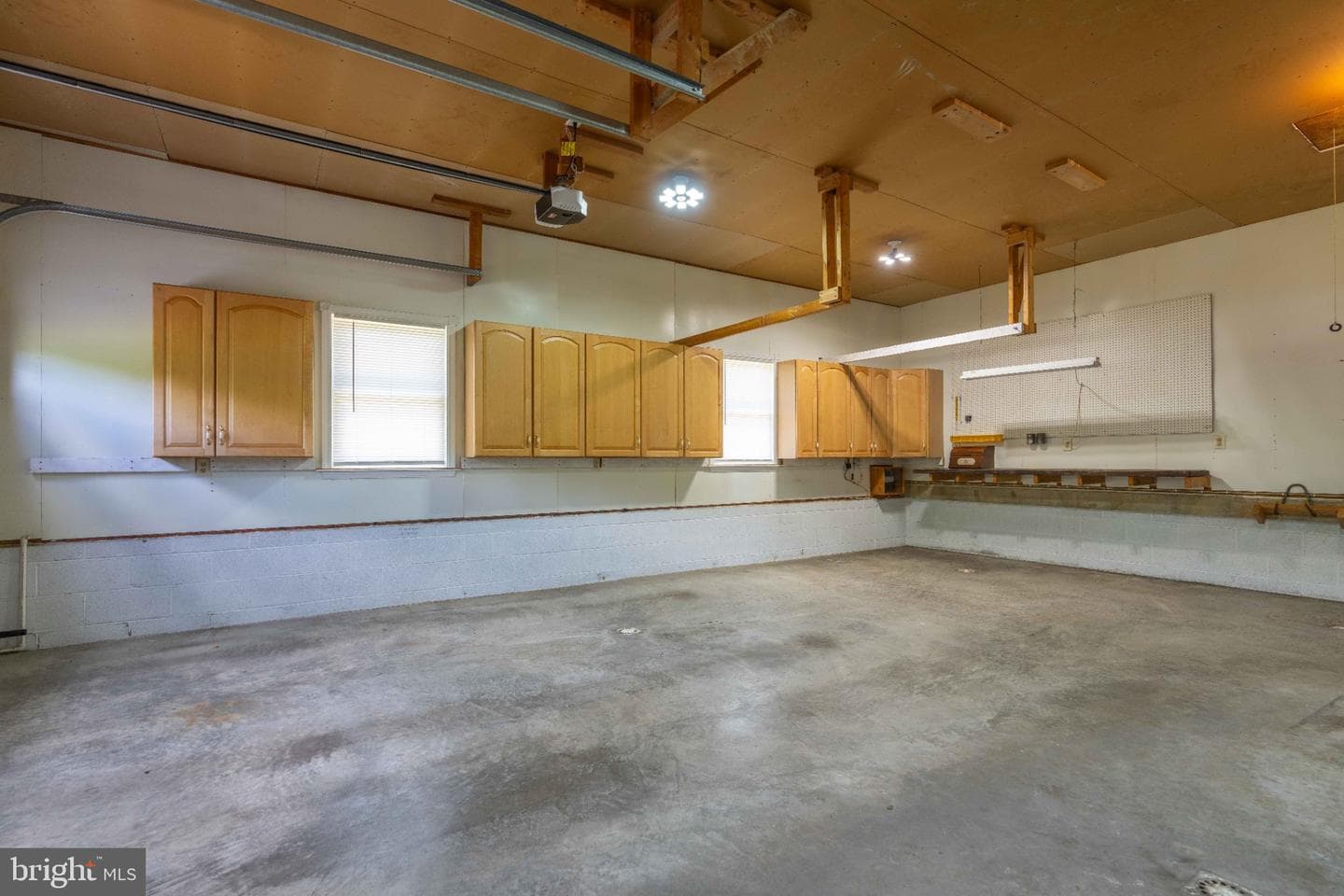 108 Susan Avenue photo 65