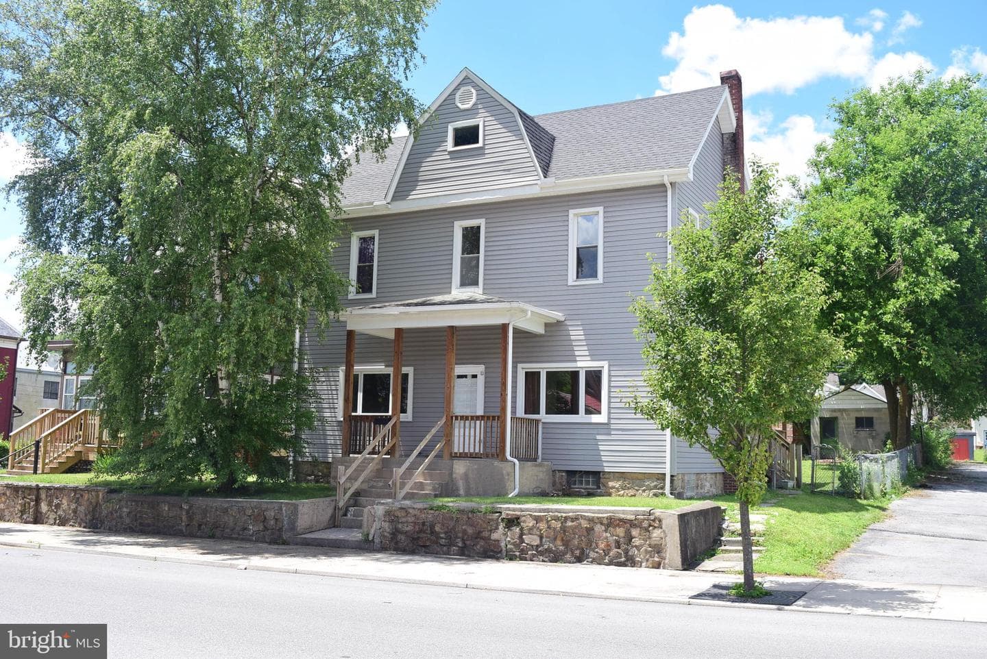 1355 Logan Avenue, Tyrone