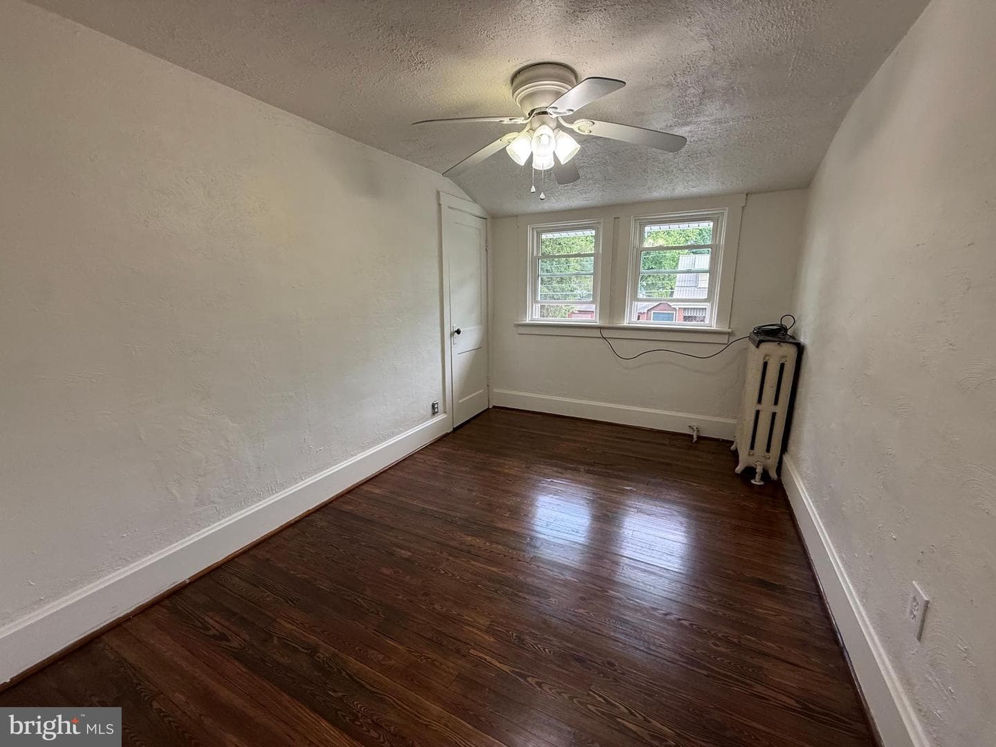 5729 California Ave photo 18