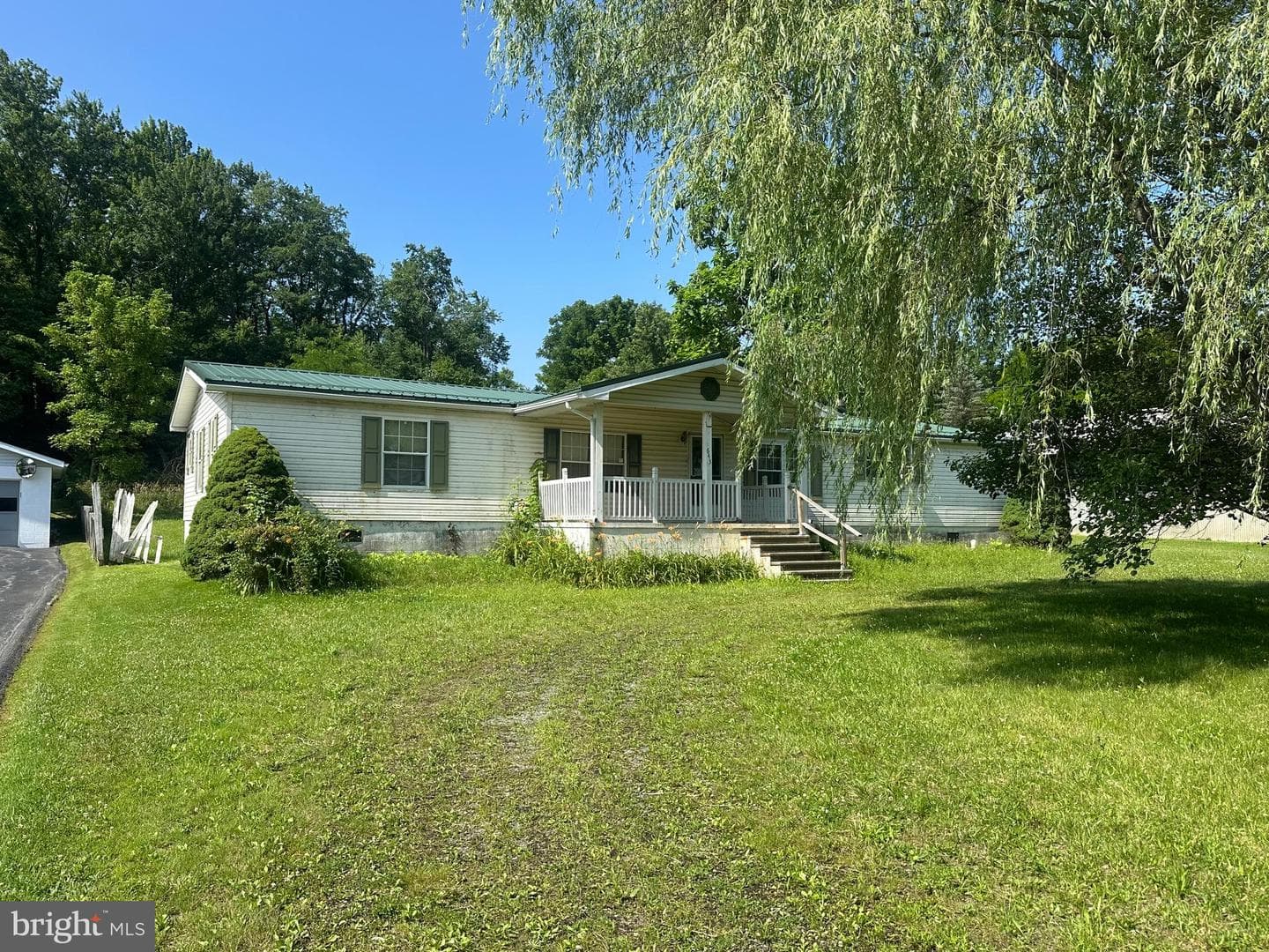 643 Pletcher Rd, Duncansville