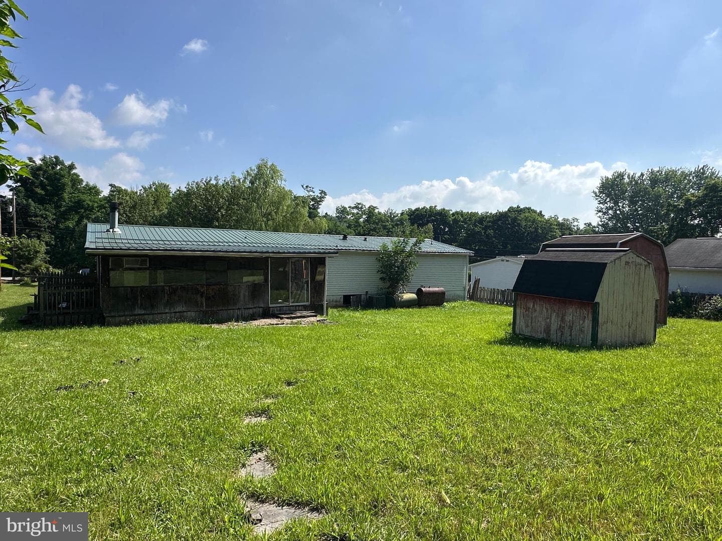 643 Pletcher Rd photo 6