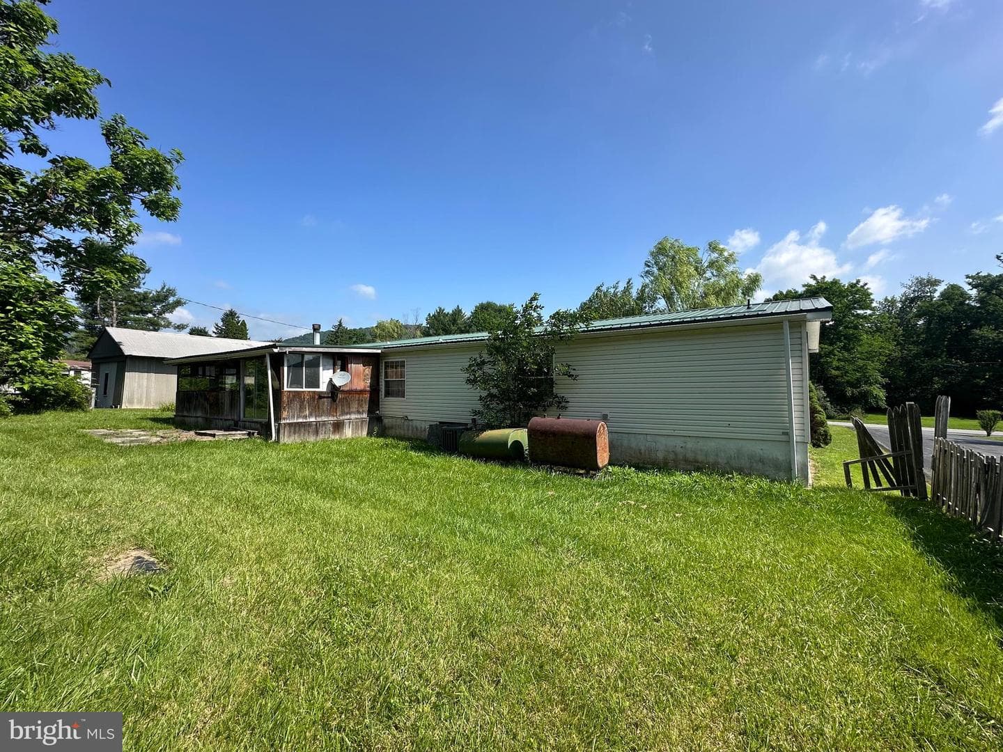 643 Pletcher Rd photo 7